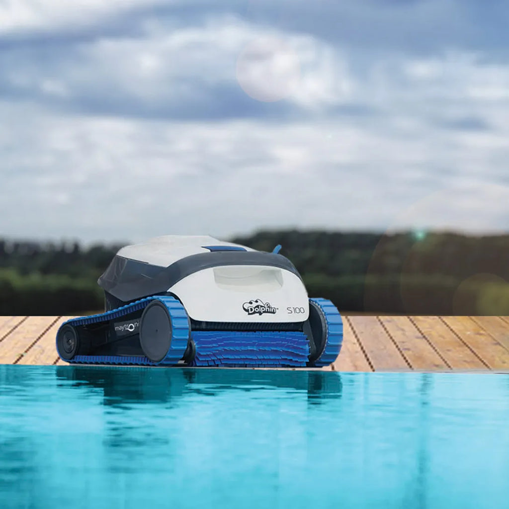 Dolphin s100 Robotic Pool Cleaner