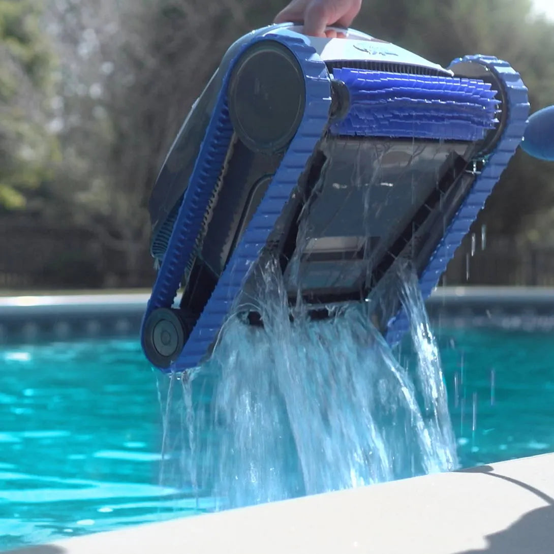 Dolphin s100 Robotic Pool Cleaner