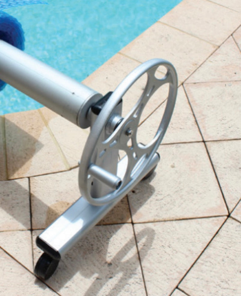 ELEGANCE SERIES SWIMMING POOL COVER REEL
